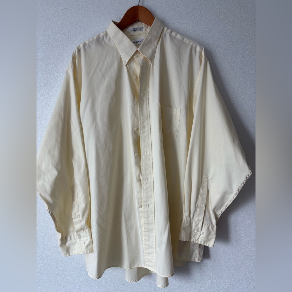 Van Heusen Men's Light Cream Button Down Shirt